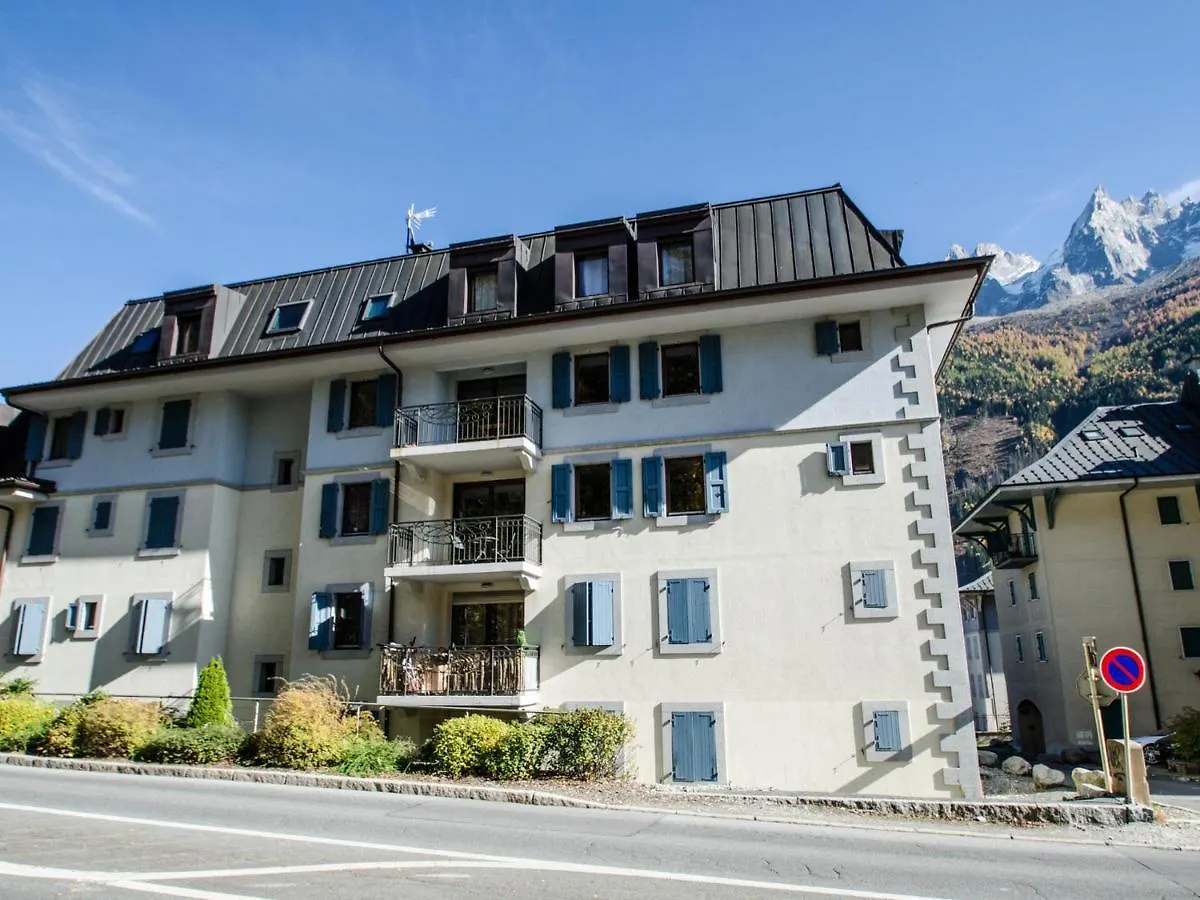 Grand Appart Au Centre De Chamonix Avec Wifi Et Garage, Proche Des Pistes - Fr-1-343-229 0*,