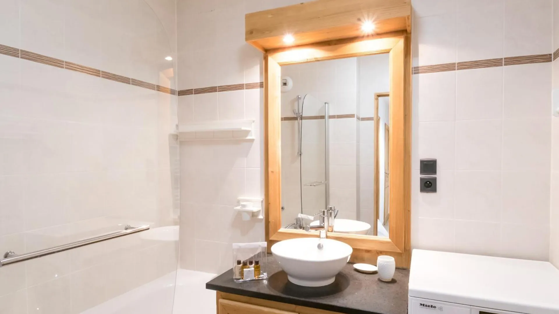 Grand Appart Au Centre De Chamonix Avec Wifi Et Garage, Proche Des Pistes - Fr-1-343-229
